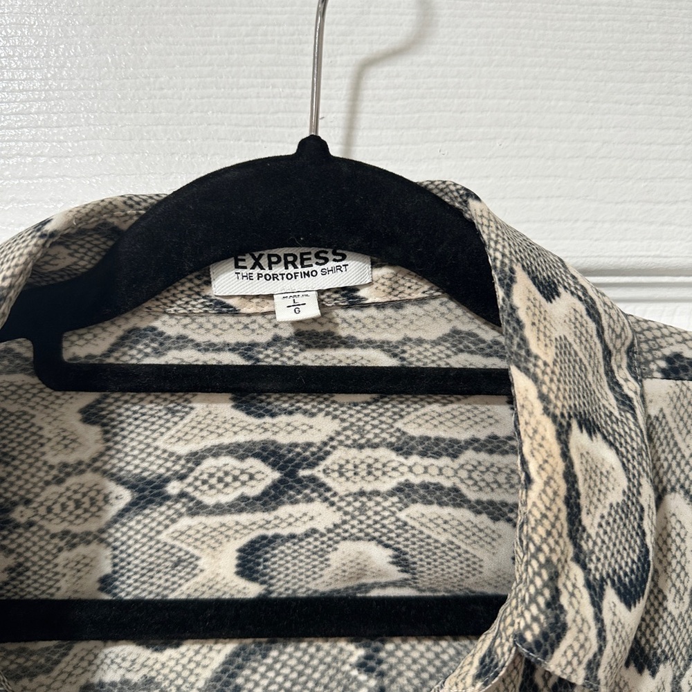 Express Black and Cream Patterned Portofino Shirt